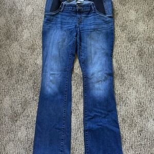 Maternity jeans 👖